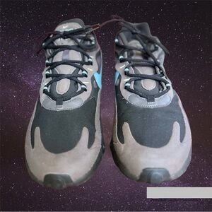 Nike Air 270 React sz8